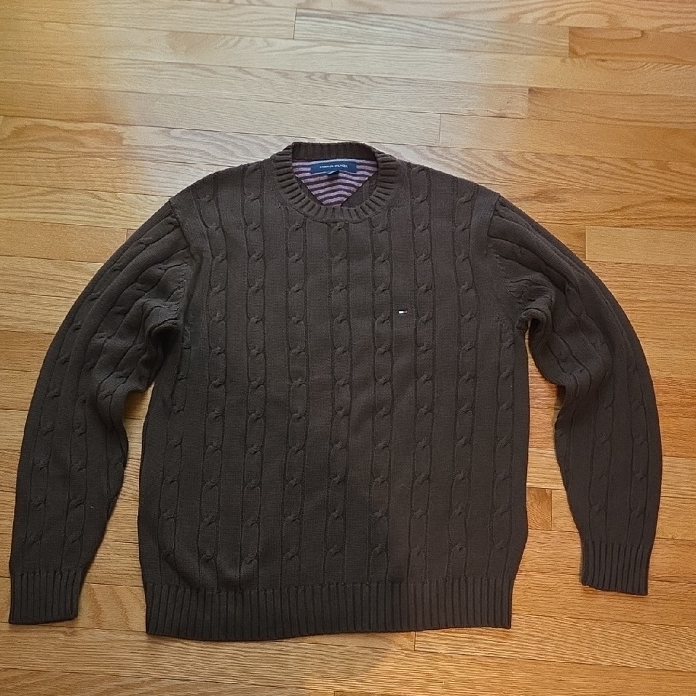 Tommy Hilfiger Men's Dark Brown Cable Knit Crewneck Sweater